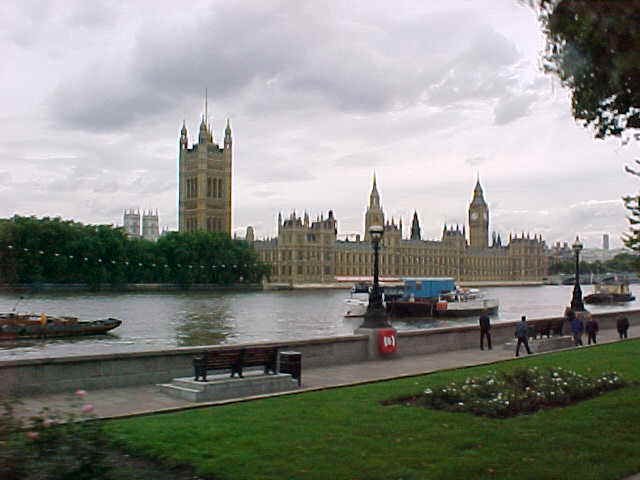 wpe37.jpg (31707 bytes)